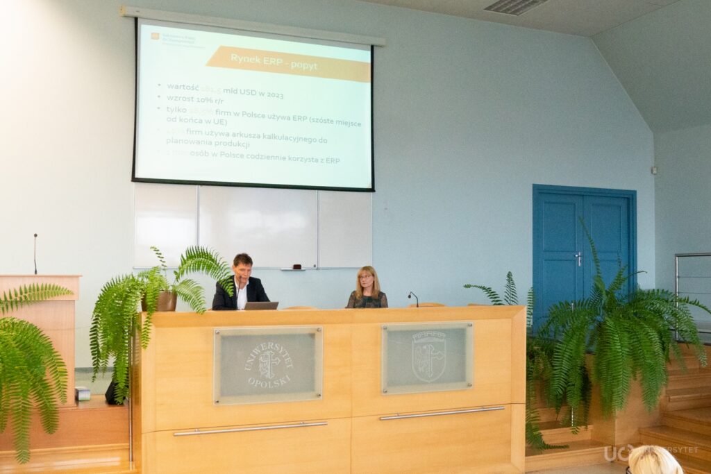 Aula Błękitna UO rozpoczęcie części dydaktycznej projektu