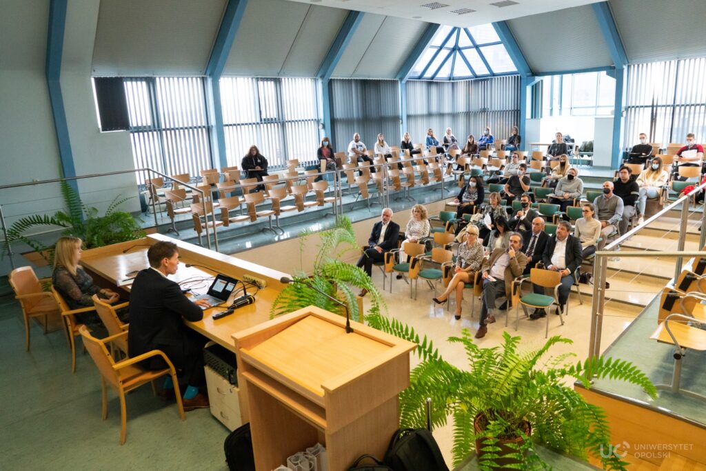 Aula Błękitna UO rozpoczęcie części dydaktycznej projektu