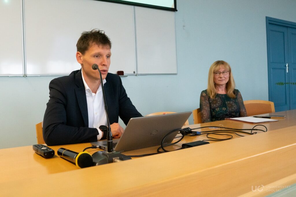 Aula Błękitna UO rozpoczęcie części dydaktycznej projektu